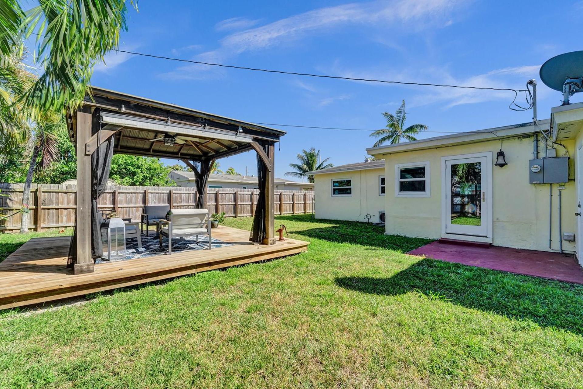 A Private, Fully Furnished Br In A Beautiful 3Br Casa Dania
