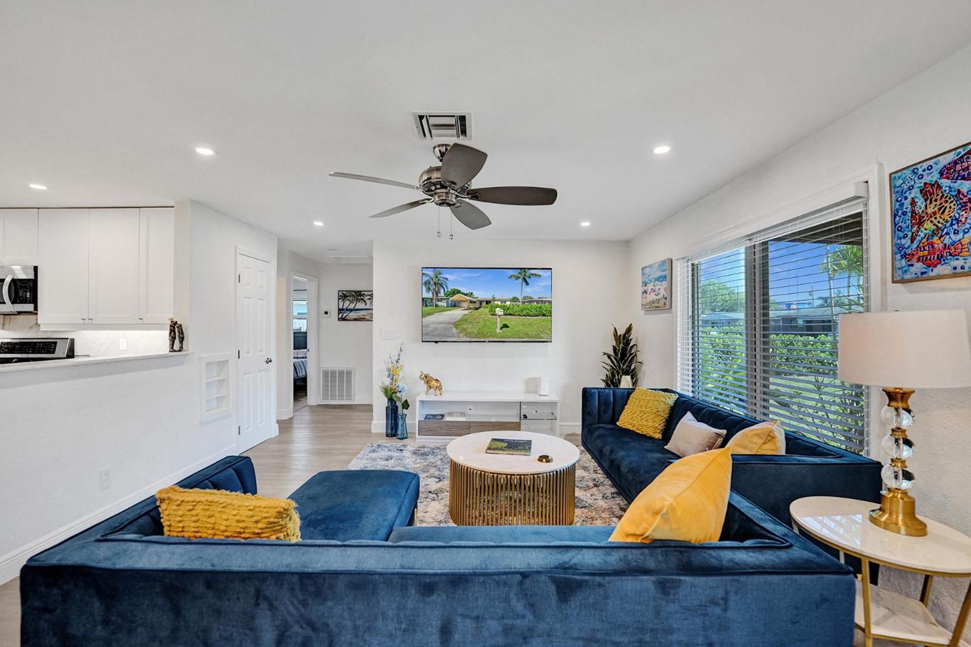 A Private, Fully Furnished Br In A Beautiful 3Br Casa Dania
